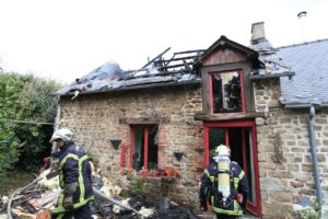 Feu de maison à Longaulnay le 14 avril 2017